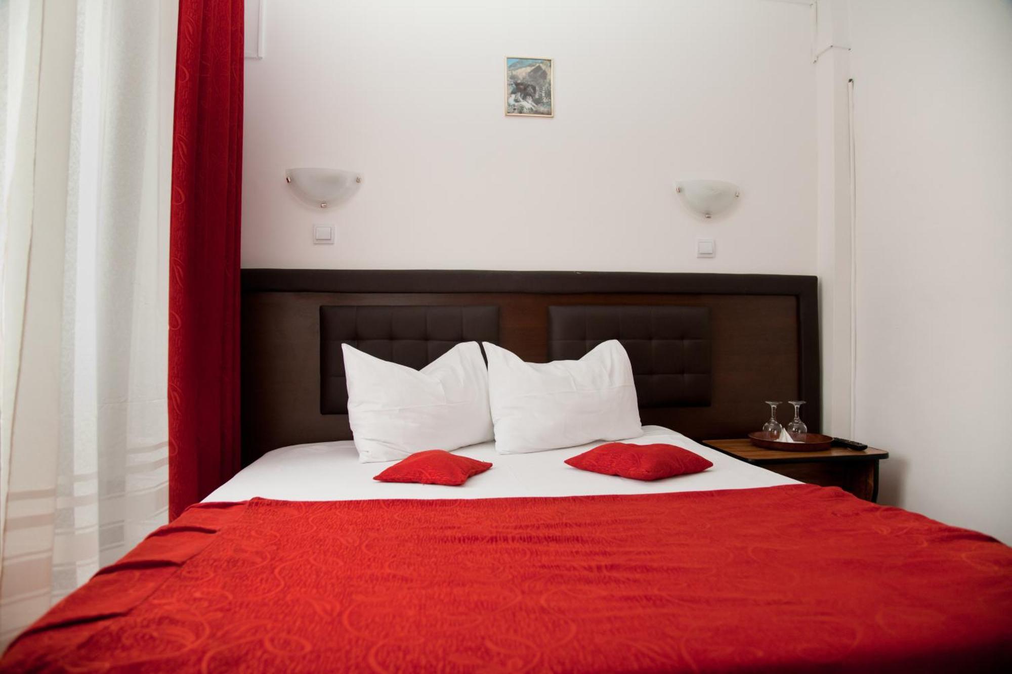 Hotel Metropol Piteşti Oda fotoğraf