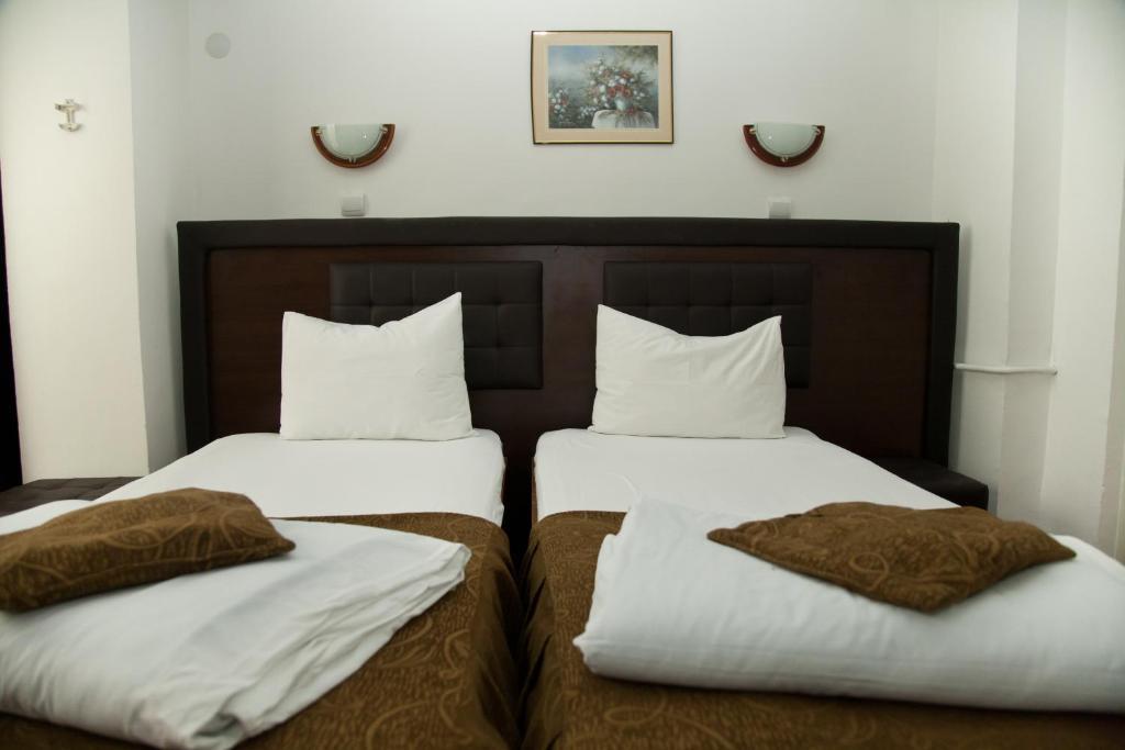 Hotel Metropol Piteşti Dış mekan fotoğraf
